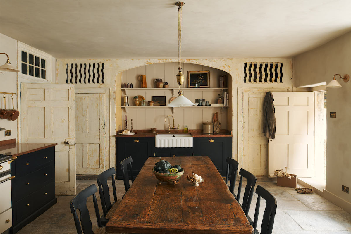 A Bathtub Townhouse Kitchen by deVOL